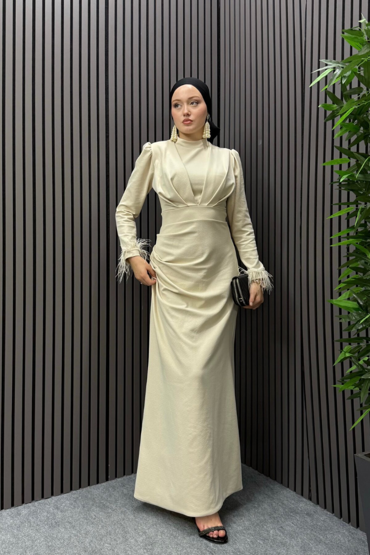 Cream Zeyna Feathered Sleeve Modest Evening Dress - Ensa Tesettür