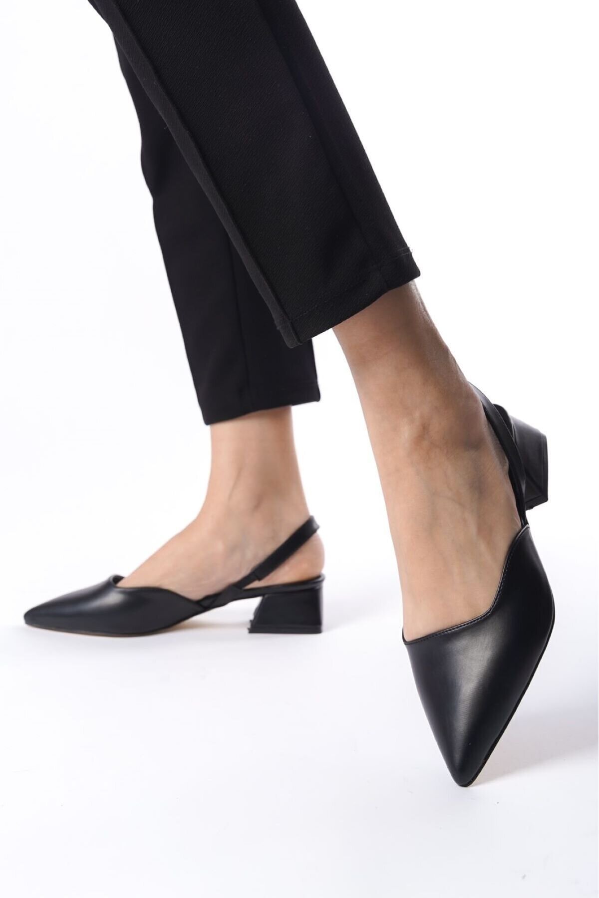 Black Leather Beliz Open Back Pointed Closed Toe Low 3cm Thick Heel - Ayakkabı Podyumum
