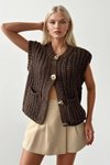 Kahve Bisiklet Yaka Yumuşak Dokulu Cepli Düğmeli Triko Yelek