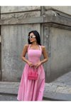Pembe Uzun Askılı Kare Yaka Kloş Elbise