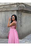 Pembe Uzun Askılı Kare Yaka Kloş Elbise