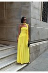 Sarı Uzun Straplez Dubai Kumaş Sırt Bağlamalı Çapraz Kesim Detaylı Yırtmaçlı Abiye Elbise
