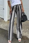 بنطلون أسود مخطط بخصر عالٍ واسع ومريح
