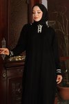 Siyah Düğme Detaylı Triko Tesettür Elbise