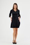 Siyah Mini V Yaka Kolu Volan Detaylı Kadife Elbise
