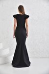 Siyah Uzun Omuz Detaylı Balık Abiye Elbise