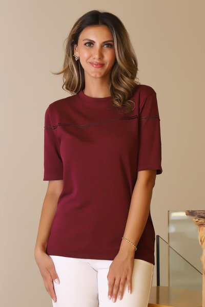 Burgundy Short Sleeve Crew Neck Knit Blouse