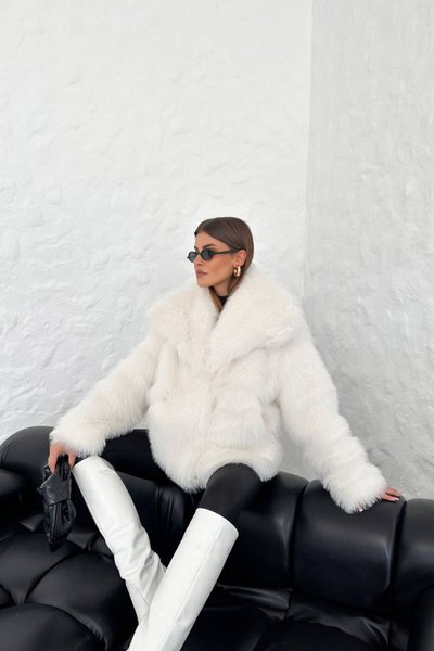 Ecru Oversize Double-breasted Fur Coat