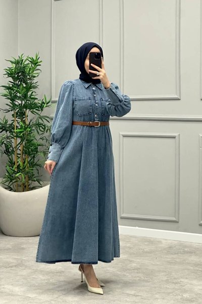 Mavi Kolları Manşetli Deri Kemerli Kot Tesettür Elbise