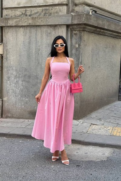 Pembe Uzun Askılı Kare Yaka Kloş Elbise