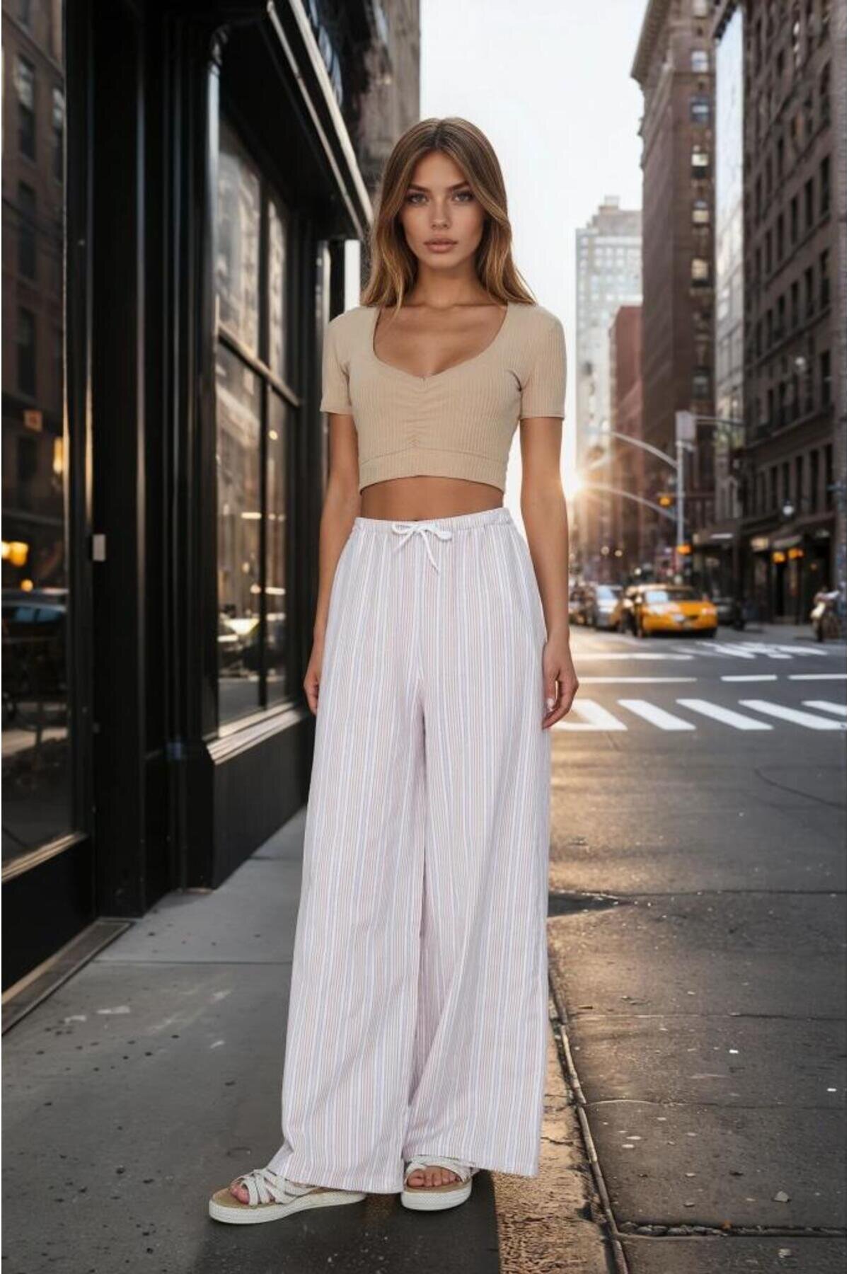 Beige Wide Leg Poplin Pants – Relaxed Fit with Pockets, Drawstring Waist, and Broderie Anglaise Detail - Pasaklı Giyim