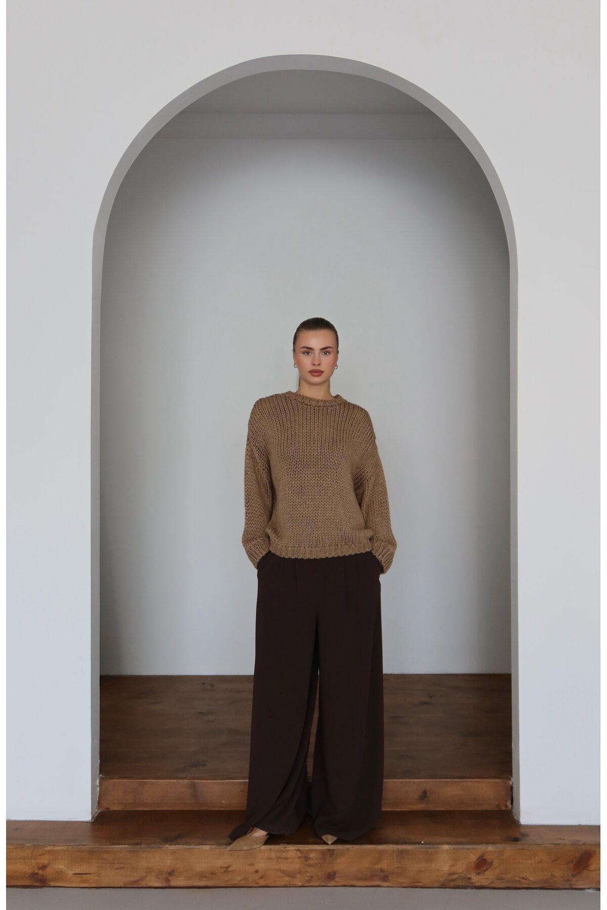 Beige Oversize Knitted Sweater - LOISY