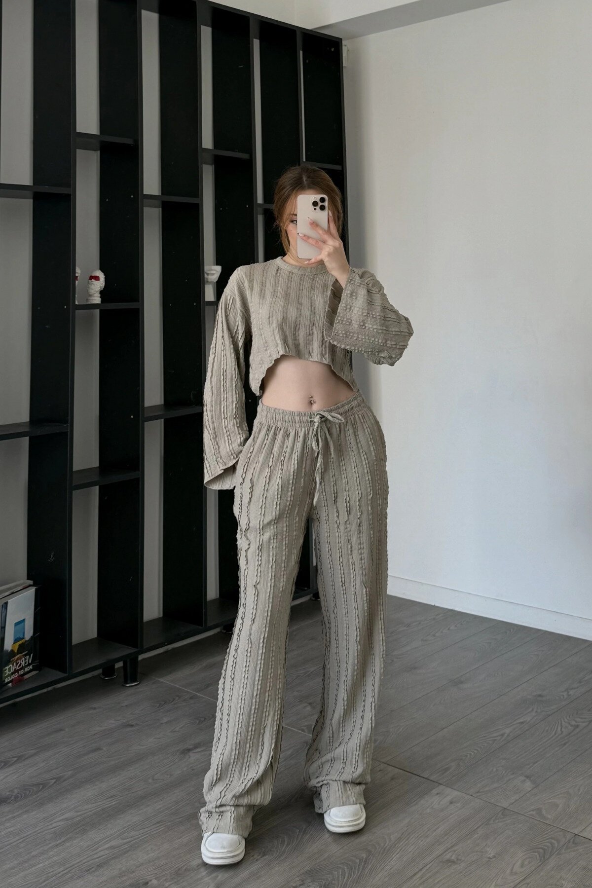 Beige Reverse Stitch Crop Two-Piece Pants Set - MOZENA