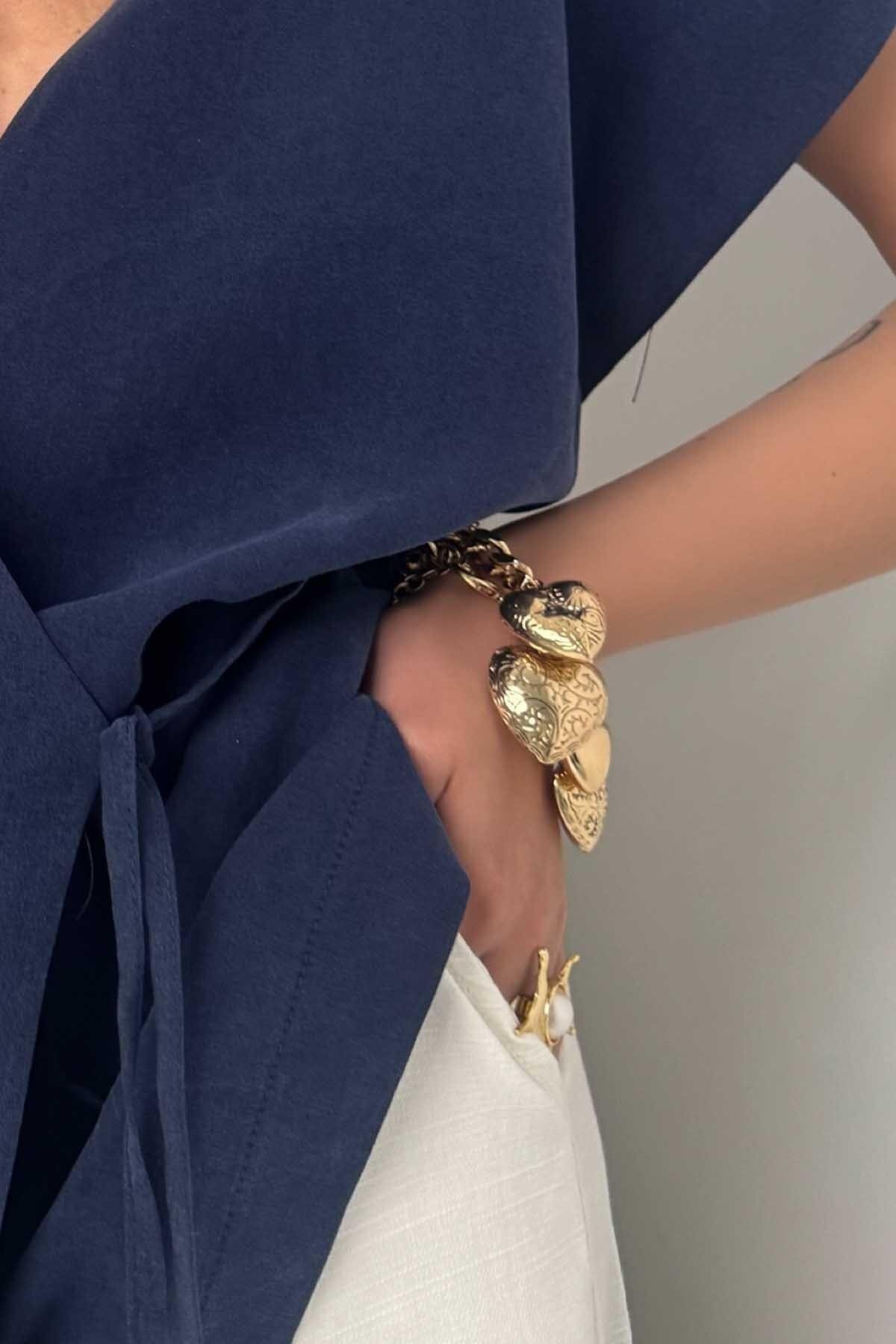 سواران برونزيان بقلوب - Byp Atelier
