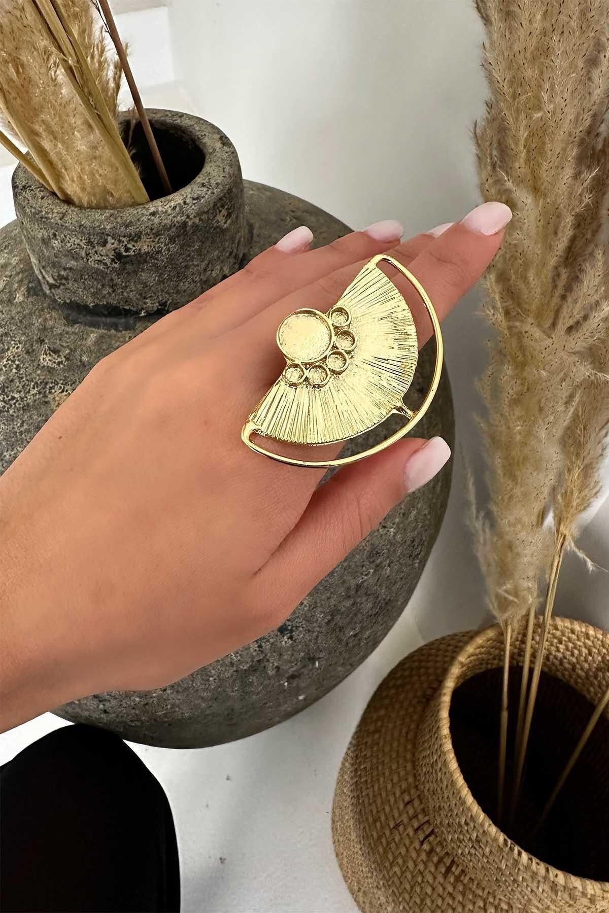 خاتم ذهب نصف قمر - Byp Atelier