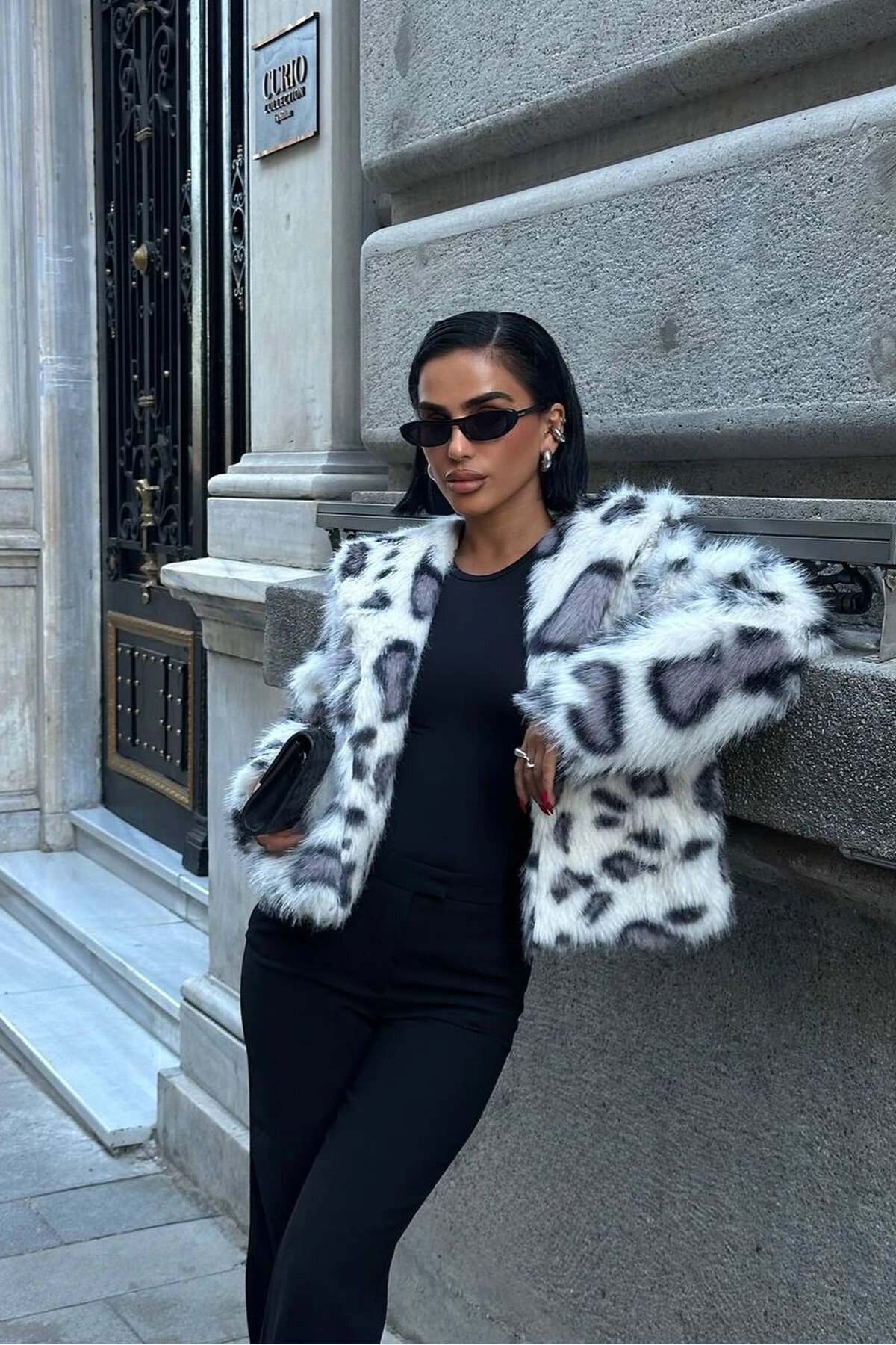 Grey Leopard Print Collared Premium White Fur Jacket - VİSKALİ