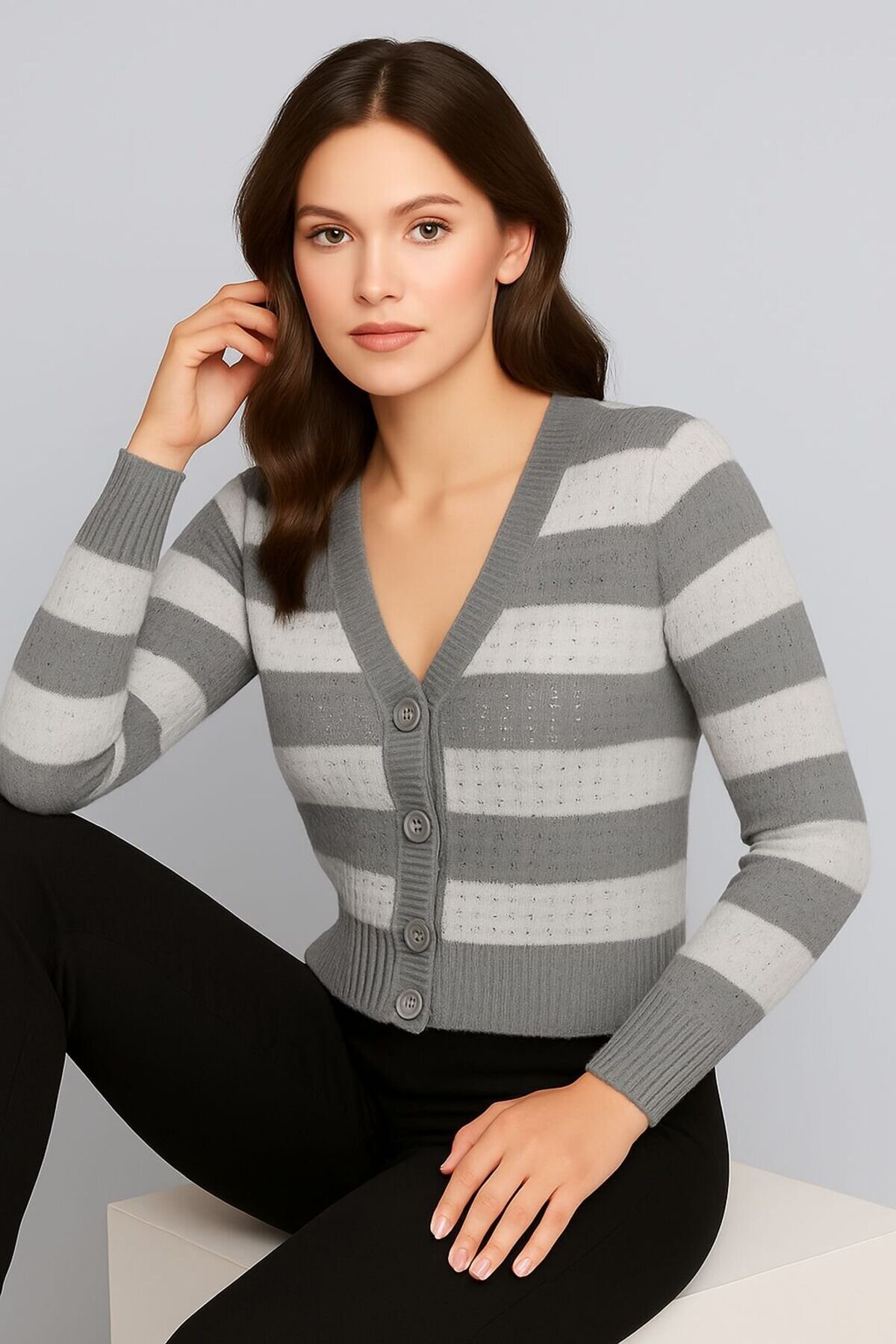 Grey Buttoned Front Dual-Color Knitted Cardigan - SFG Life Moda