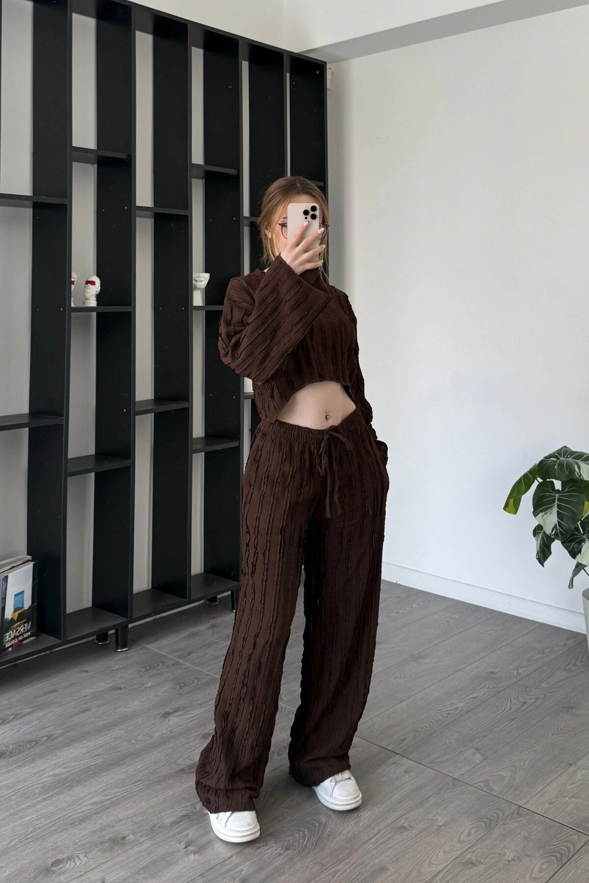 Brown Contrast Stitch Cropped Two-Piece Pants Set - MOZENA