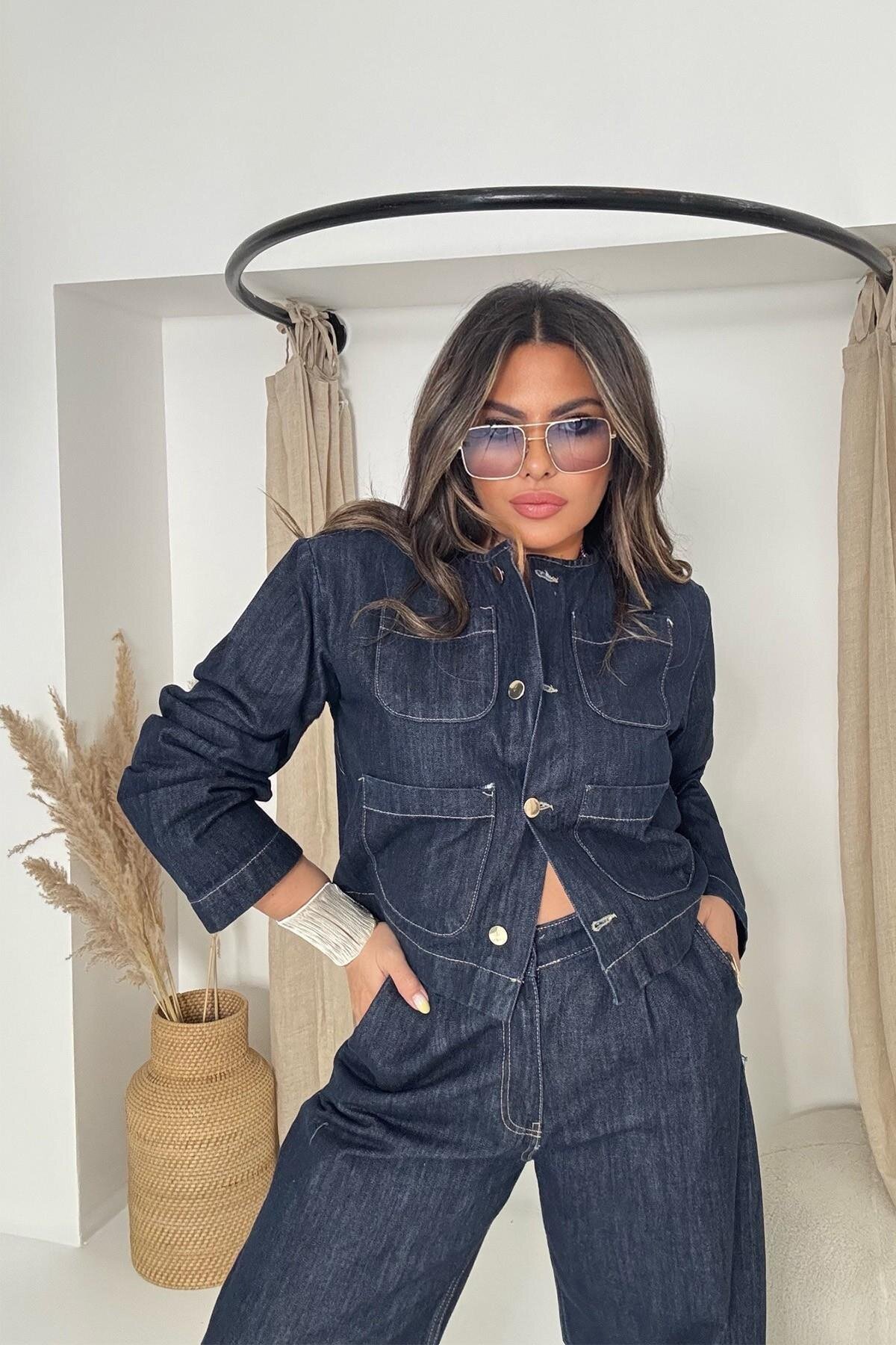 Koyu Lacivert Yakasız Cepli Jean Ceket - Sohotique By P