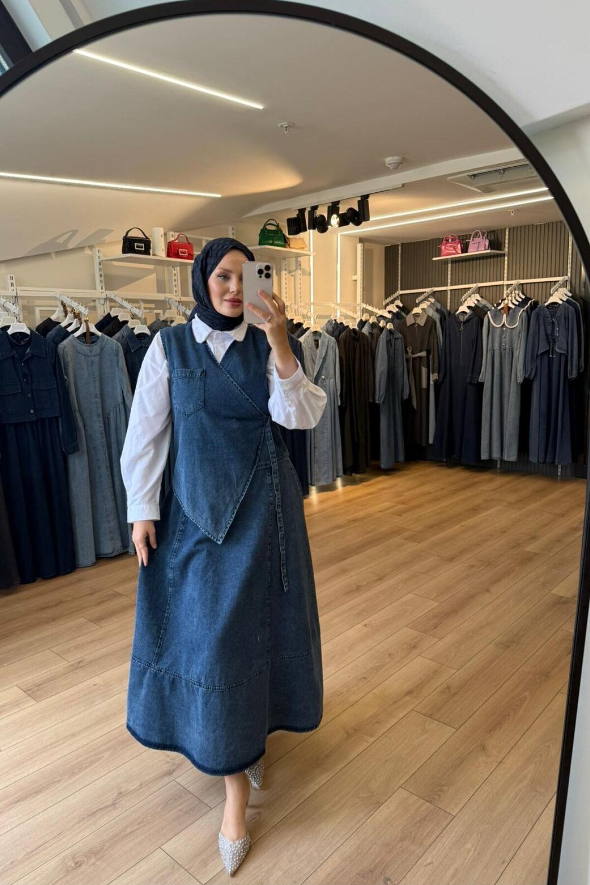 Lacivert Asimetrik Yelekli Yandan Kuşaklı Denim İkili Tesettür Takım - OlaLady