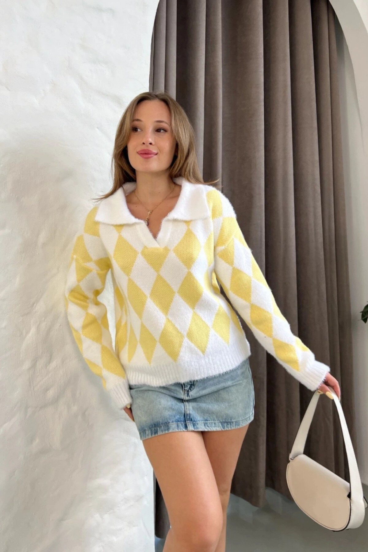 Yellow Baklava Pattern Knitted Polo Collar Sweater - MOZENA