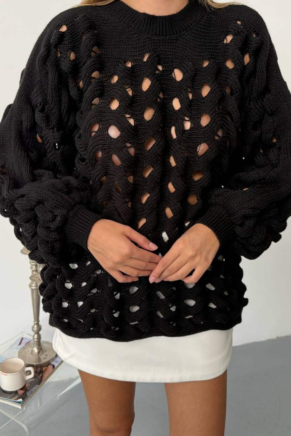 كنزة تريكو أوفر سايز مخرمة سوداء - İLKCET MODA