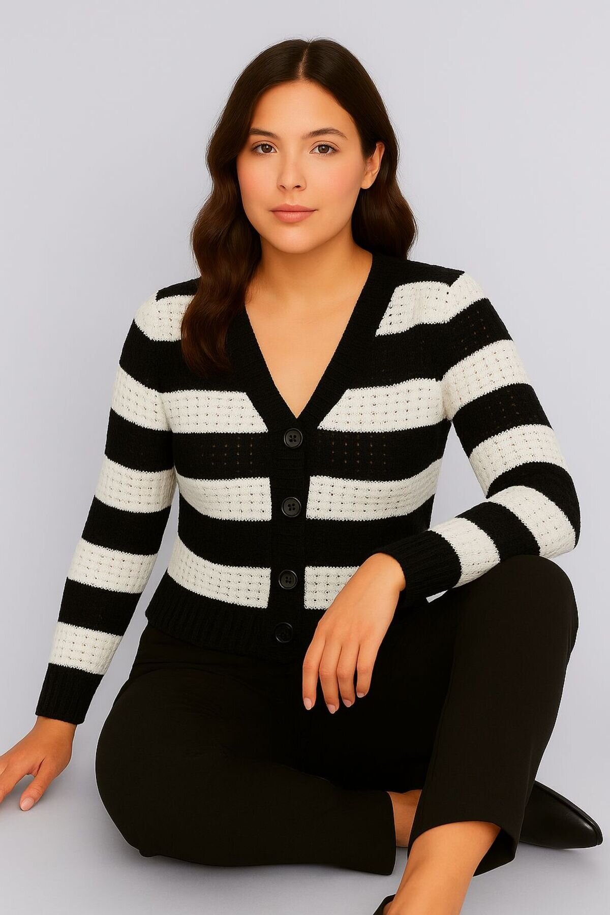 Black Front Buttoned and Two-Tone Knitted Cardigan - SFG Life Moda