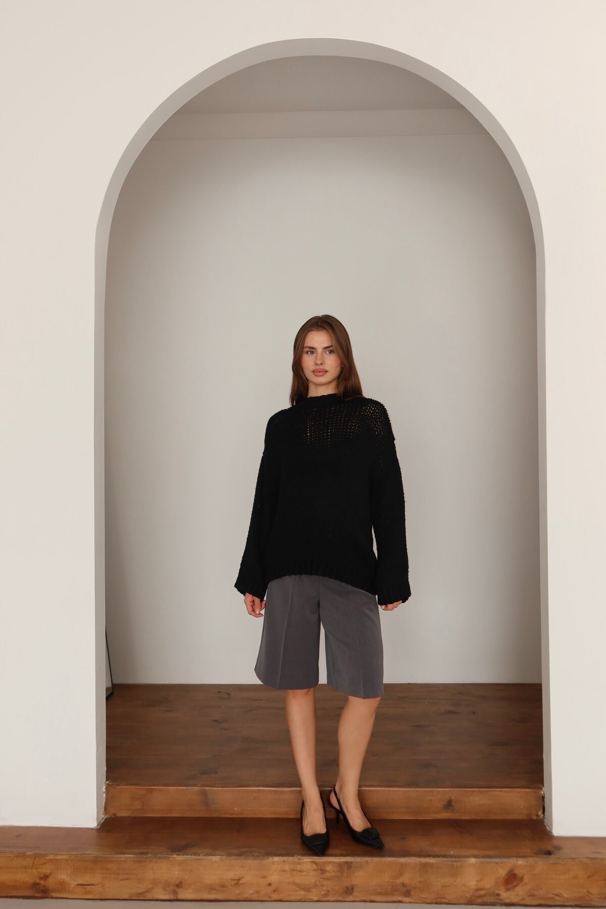 Black Oversize Knitted Sweater - LOISY