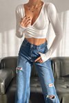 Beyaz Kruvaze Yaka Basic Crop Bluz