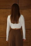 Beyaz Tokalı Premium Crop Bluz
