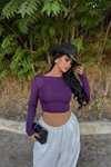 Mor Sırt Dekolteli Basic Crop Bluz