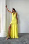 Sarı Uzun Halter Yaka Esnek Kumaş Abiye Elbise