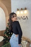 Siyah Kruvaze Yaka Dalgıç Kumaş Basic Crop Bluz