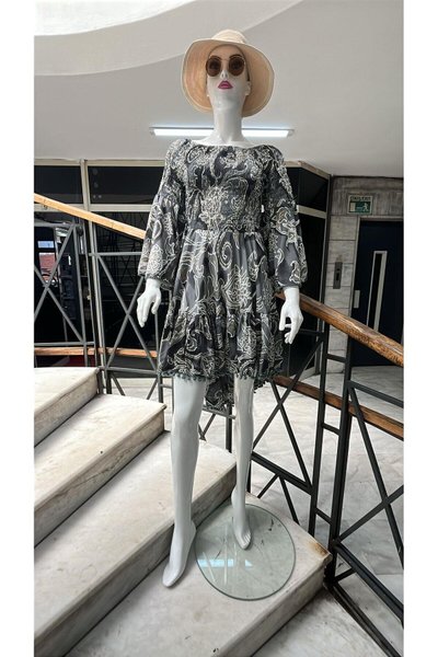 Gri Mini Yapraklı Desenli Madonna Yaka İpek Elbise