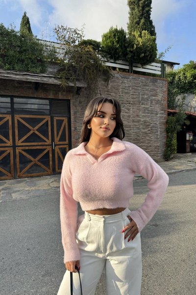 Pembe Polo Yaka Yumoş Kazak