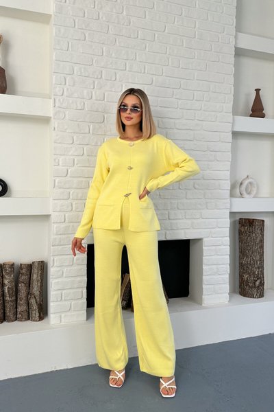 Sarı Aksesuar Detaylı Triko İkili Takım