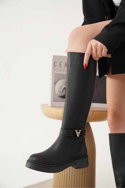 Black Amirra Cold-Proof Winter Boot